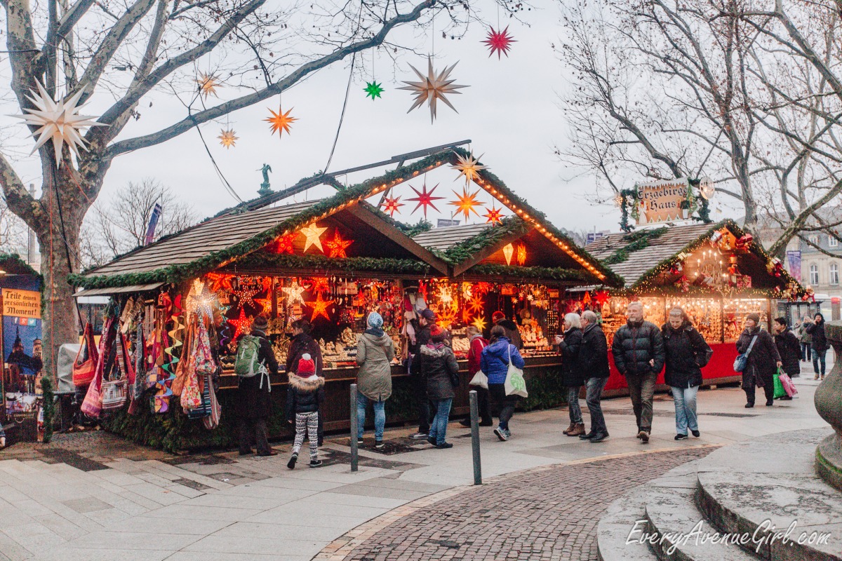 Female travel blog Christmas market 2677