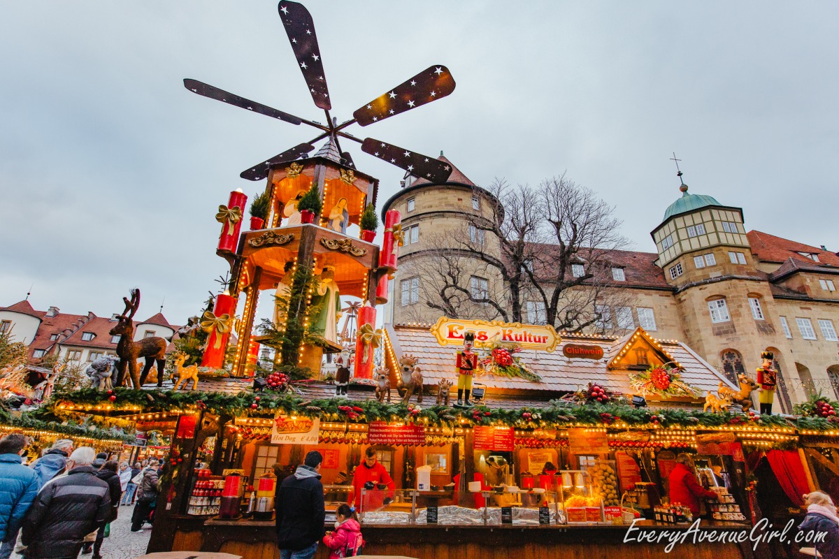 Female travel blog Christmas market 2759