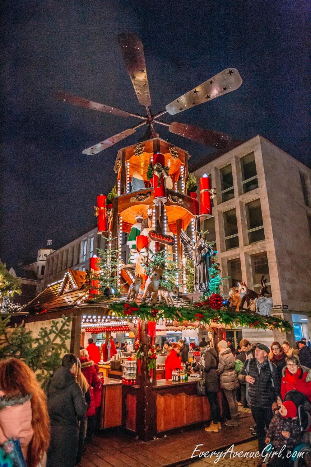 Female travel blog Christmas market 3121